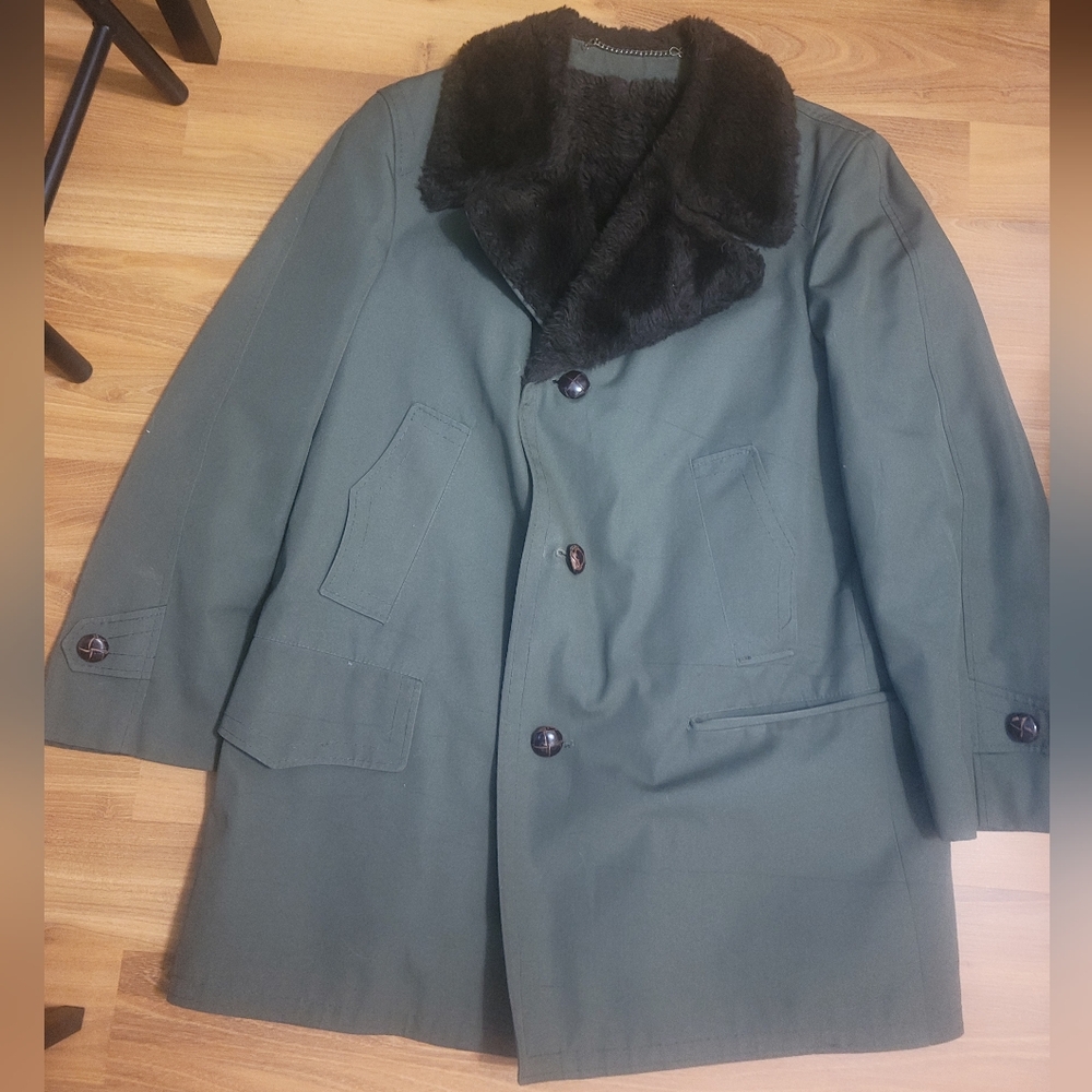 Faux fur lined olive Green Jacket/coat